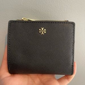 NWOT Tory Burch Bifold Wallet